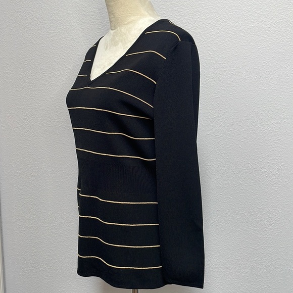 Cable & Gauge V Neck Sweater Size L - Picture 2 of 5